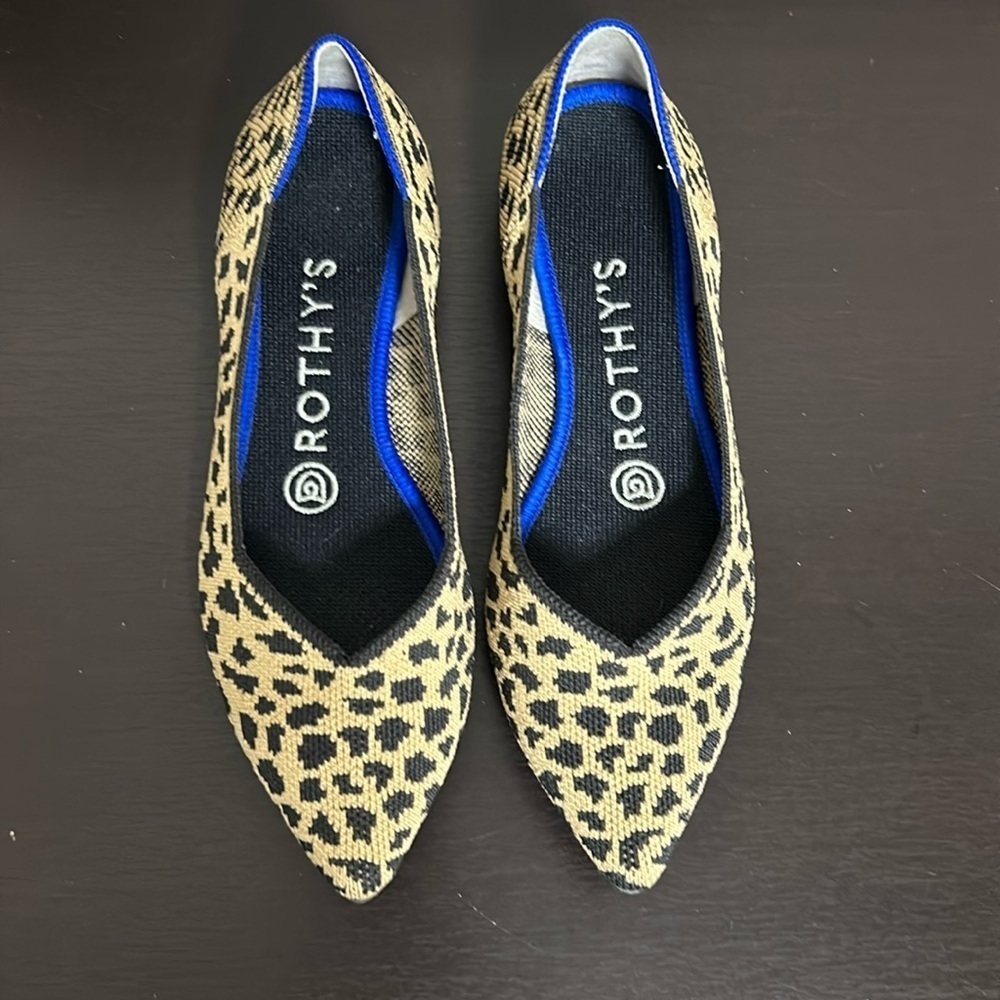ROTHYS The Point Leopard Desert Cat Shoe Retired Animal Print Slip On Flat Sz 6